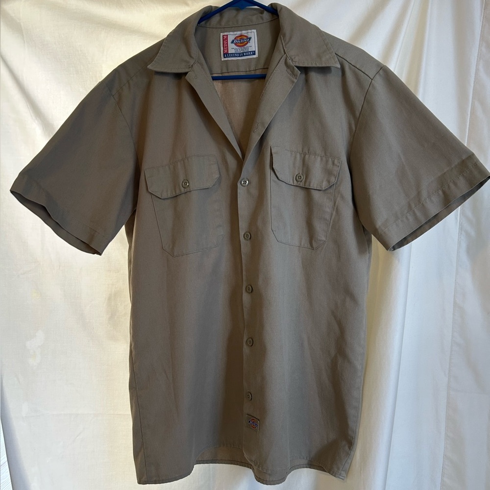 Dickies Men's Tan Casual Button Down Shirt